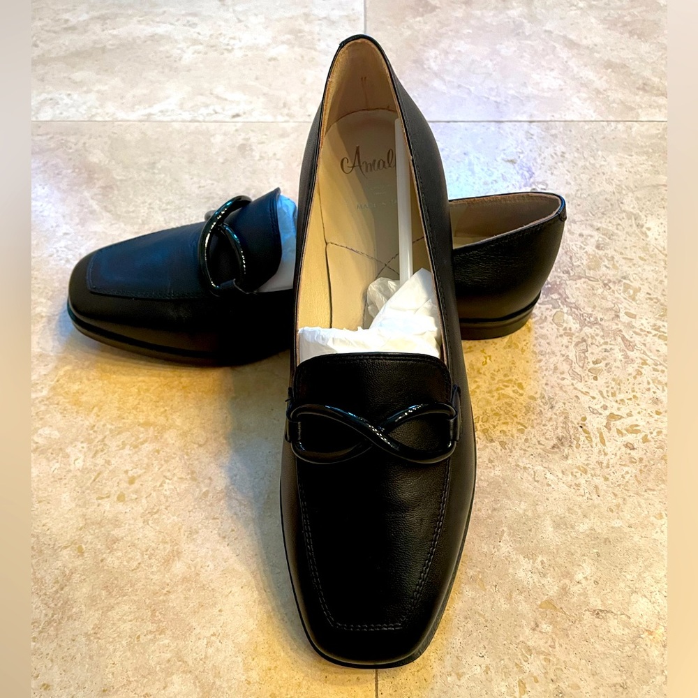 Brand NIB Amalfi by Rangoni “Giolli Loafer” black leather
